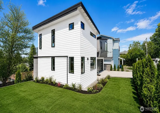 Single family home for sale at 9215 22nd Avenue SW, Seattle, WA 98106 | MLS# NWM2590631