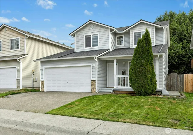 Photo 3 of Single family home for sale at 14907 47th Drive Se, Everett, WA 98208 | MLS# NWM2590634 | Listing updated on 2026-10-03