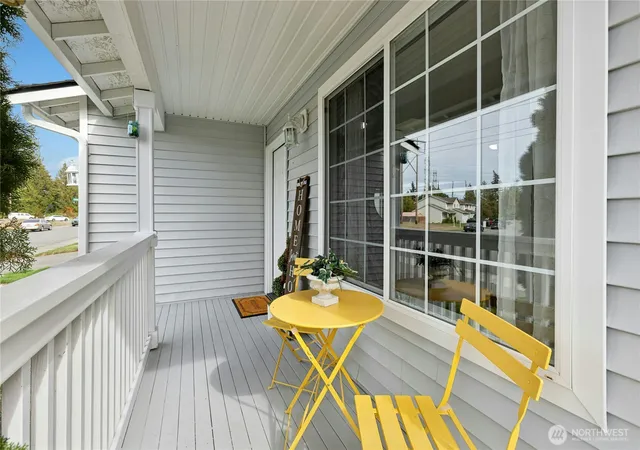 Photo 3 of Single family home for sale at 14907 47th Drive SE, Everett, WA 98208 | MLS# NWM2590634 | Listing updated on 2026-10-03