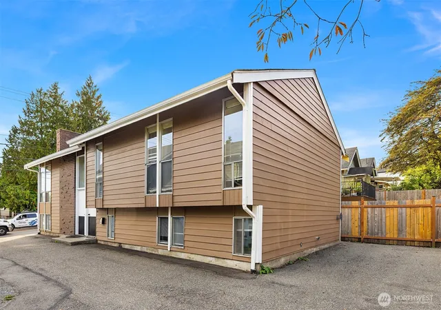 Multi family home for sale at 326 NE 50th Street, Seattle, WA 98105 | MLS# NWM2590635