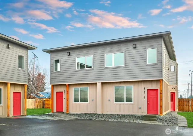 Photo 1 of Condo for sale at 801 N 16th Avenue #4, Yakima, WA 98902 | MLS# NWM2590668 | Listing updated on 2026-10-06