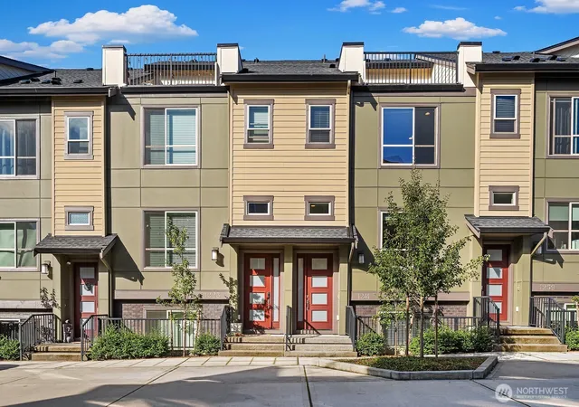 Photo 2 of Townhouse for sale at 1241 7th Avenue Ne, Issaquah, WA 98029 | MLS# NWM2590671 | Listing updated on 2026-10-03