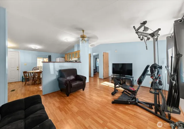Photo 3 of Manufactured home for sale at 33 Goodfellow Ave, Electric City, WA 99123 | MLS# NWM2590677 | Listing updated on 2026-10-05