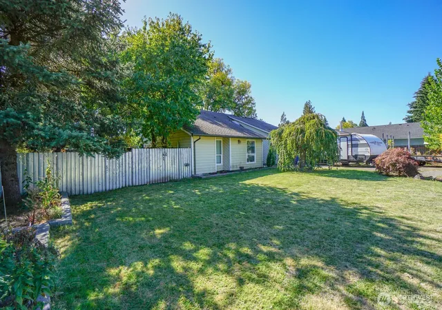 Photo 3 of Single family home for sale at 115 Sw 3rd Street, Battle Ground, WA 98604 | MLS# NWM2590690 | Listing updated on 2026-10-07