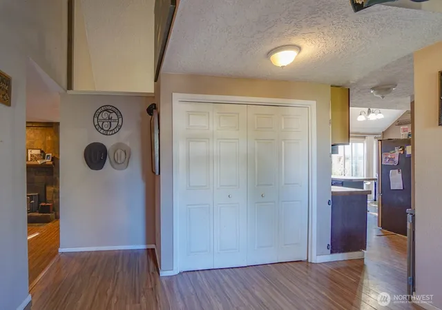 Photo 4 of Single family home for sale at 115 SW 3rd Street, Battle Ground, WA 98604 | MLS# NWM2590690 | Listing updated on 2026-10-07
