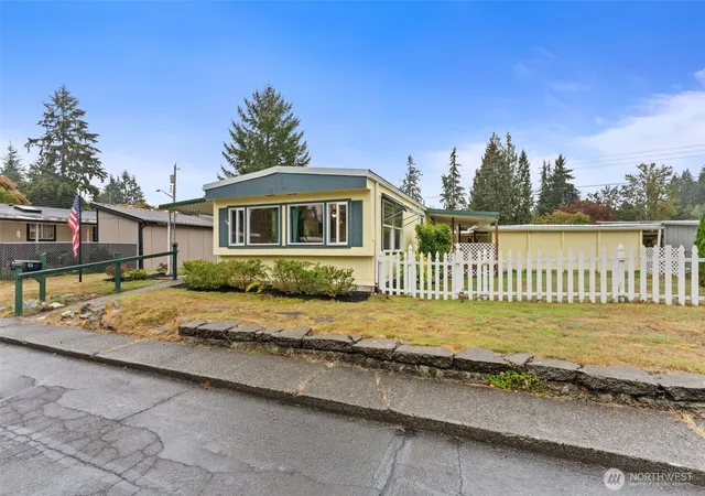 Photo 1 of Manufactured home for sale at 930 Trosper Rd Sw #65, Tumwater, WA 98512 | MLS# NWM2590691 | Listing updated on 2026-10-03