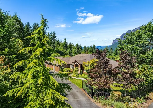 Photo 2 of Single family home for sale at 42520 Se 149th Place, North Bend, WA 98045 | MLS# NWM2590692 | Listing updated on 2026-10-03