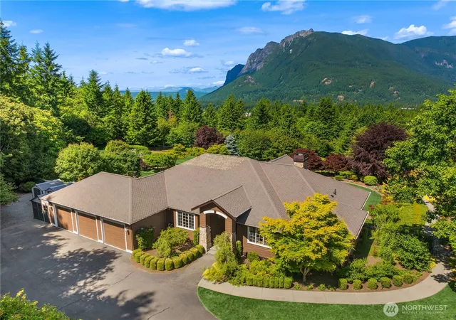 Photo 3 of Single family home for sale at 42520 Se 149th Place, North Bend, WA 98045 | MLS# NWM2590692 | Listing updated on 2026-10-03