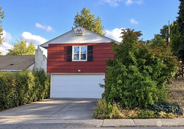 Photo 1 of Single family home for sale at 1504 E Pinecrest Rd, Spokane, WA 99203 | MLS# NWM2590695 | Listing updated on 2026-10-08