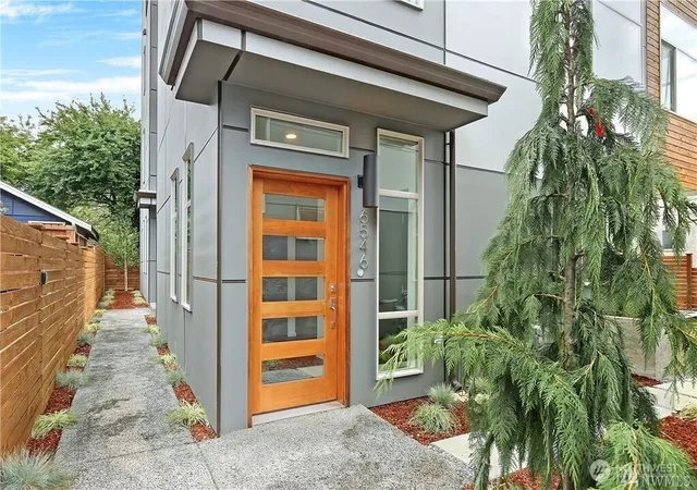Photo 1 of Townhouse for sale at 6546 24th Avenue NW, Seattle, WA 98117 | MLS# NWM2590700 | Listing updated on 2026-10-13