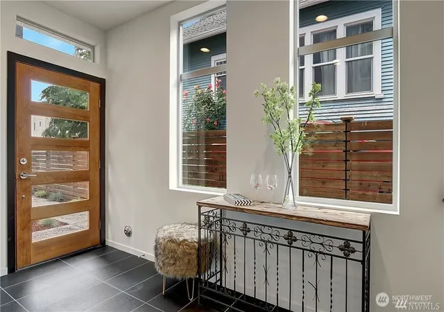 Photo 3 of Townhouse for sale at 6546 24th Avenue NW, Seattle, WA 98117 | MLS# NWM2590700 | Listing updated on 2026-10-13