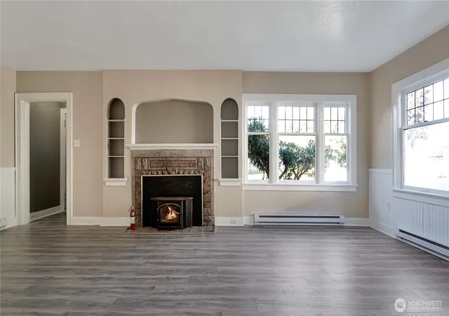 Photo 4 of Single family home for sale at 2722 Pacific Ave, Hoquiam, WA 98550 | MLS# NWM2590718 | Listing updated on 2026-10-06