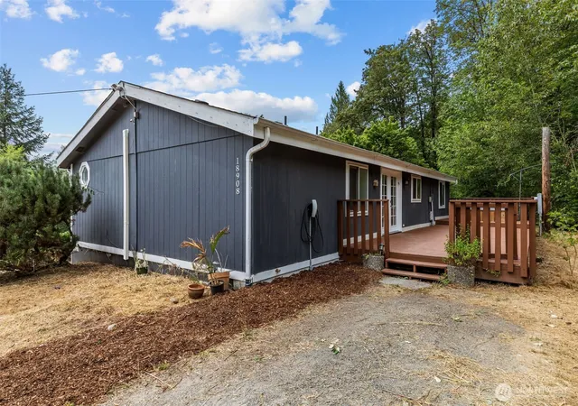 Photo 1 of Manufactured home for sale at 18908 Se 116th Place, Issaquah, WA 98027 | MLS# NWM2590721 | Listing updated on 2026-10-04
