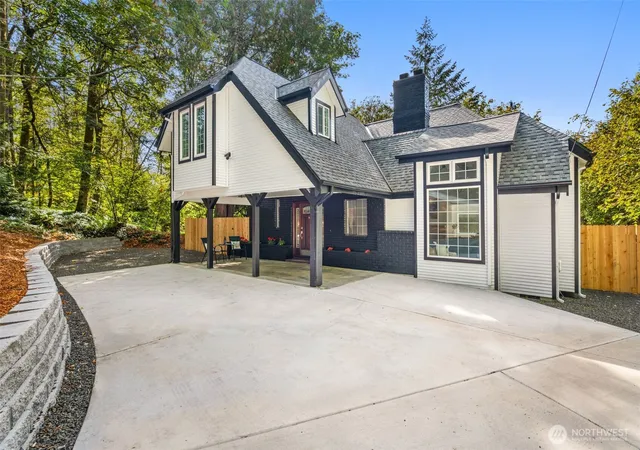 Photo 3 of Single family home for sale at 4624 Willow Ln Nw, Gig Harbor, WA 98335 | MLS# NWM2590724 | Listing updated on 2026-10-09