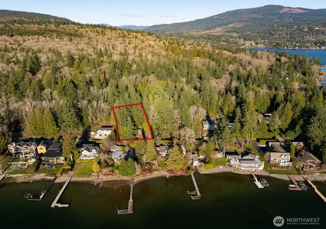 Photo 4 of Single family home for sale at 2111 Dellesta Dr, Bellingham, WA 98226 | MLS# NWM2590734 | Listing updated on 2026-10-05