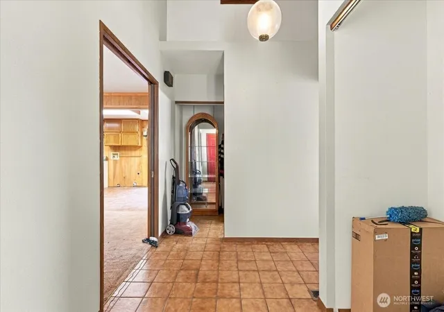 Photo 2 of Single family home for sale at 201 Columbia Ave, Coulee Dam, WA 99116 | MLS# NWM2590743 | Listing updated on 2026-10-07