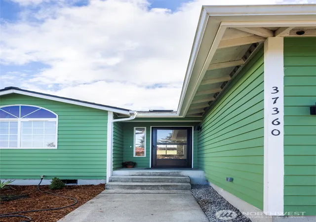 Photo 1 of Single family home for sale at 37360 Buck Rd NE, Hansville, WA 98340 | MLS# NWM2590752 | Listing updated on 2026-10-16