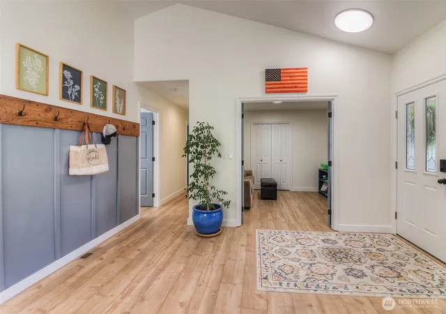 Photo 3 of Single family home for sale at 8604 Midvale Rd, Yakima, WA 98908 | MLS# NWM2590759 | Listing updated on 2026-10-17