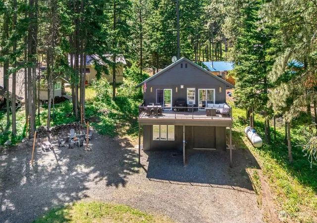 Photo 1 of Single family home for sale at 221 Gunther Loop Rd, Cle Elum, WA 98922 | MLS# NWM2590760 | Listing updated on 2026-10-08