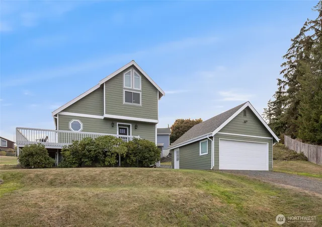 Photo 1 of Single family home for sale at 1330 Winston Dr, Freeland, WA 98249 | MLS# NWM2590763 | Listing updated on 2026-10-09