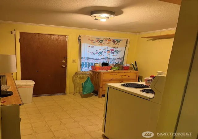 Photo 1 of Single family home for sale at 6044 S Oakes St, Tacoma, WA 98409 | MLS# NWM2590776 | Listing updated on 2026-10-08