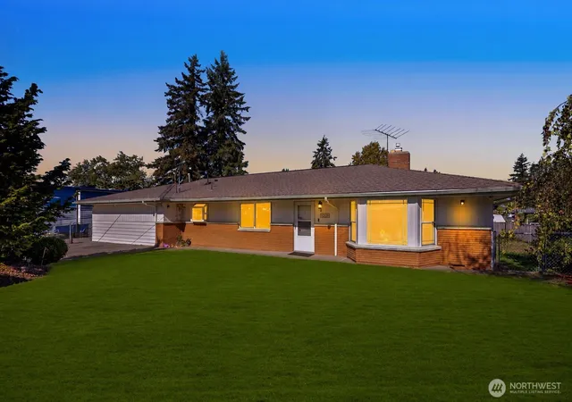 Single family home for sale at 12820 SE 172nd Street, Renton, WA 98058 | MLS# NWM2590780