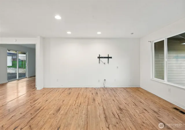 Photo 3 of Single family home for sale at 4441 SE Basswood Ln, Port Orchard, WA 98366 | MLS# NWM2590797 | Listing updated on 2026-10-05