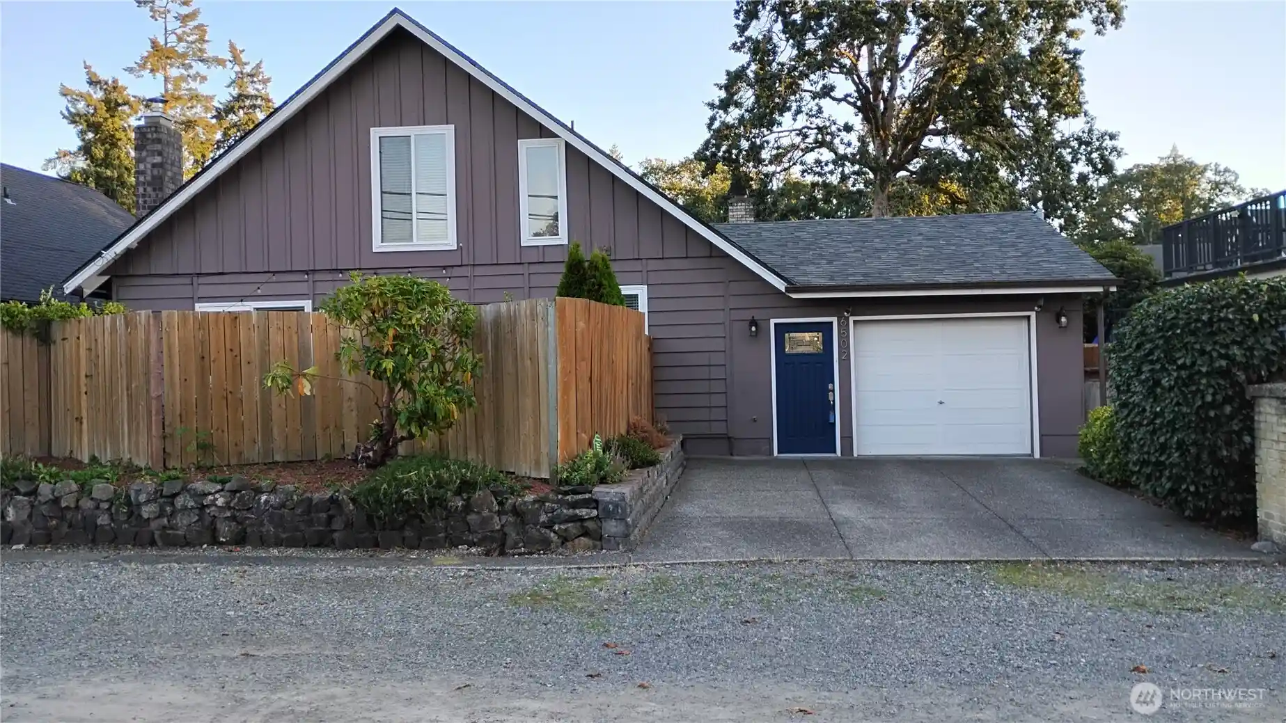 Photo 1 of Townhouse for sale at 6502 Avondale Rd Sw, Lakewood, WA 98499 | MLS# NWM2590804 | Listing updated on 2026-10-25