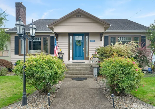 Single family home for sale at 413 W Broadway Ave, Montesano, WA 98563 | MLS# NWM2590813