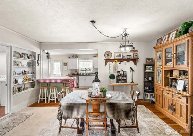Photo 4 of Single family home for sale at 413 W Broadway Ave, Montesano, WA 98563 | MLS# NWM2590813 | Listing updated on 2026-10-26