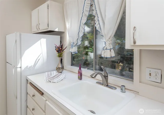 Photo 4 of Condo for sale at 4805 180th Street Ct SW #F108, Lynnwood, WA 98037 | MLS# NWM2590816 | Listing updated on 2026-10-17