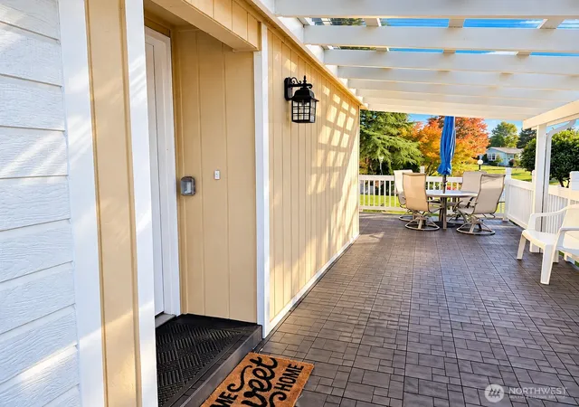 Photo 4 of Sale Pending at 1427 100th Street SW #97, Everett, WA 98204 | MLS# NWM2590819 | Listing updated on 2026-10-14