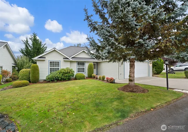 Single family home for sale at 1410 Mark Twain Dr, Centralia, WA 98531 | MLS# NWM2590821
