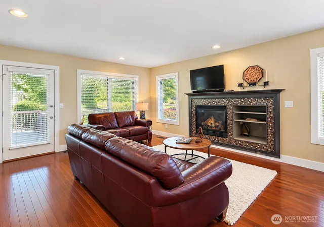 Photo 1 of Condo for sale at 1198 Northwind Cir, Bellingham, WA 98226 | MLS# NWM2590829 | Listing updated on 2026-10-22