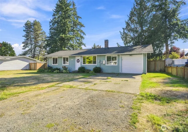 Photo 3 of Single family home for sale at 17635 Se 267th Place, Covington, WA 98042 | MLS# NWM2590847 | Listing updated on 2026-10-09