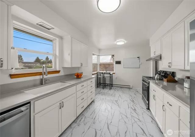 Photo 3 of Single family home for sale at 27205 124th Avenue SE, Kent, WA 98030 | MLS# NWM2590860 | Listing updated on 2026-10-09