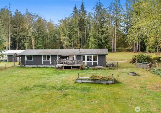 Photo 3 of Manufactured home for sale at 11503 Torrence Dr, Sedro Woolley, WA 98284 | MLS# NWM2590861 | Listing updated on 2026-10-15