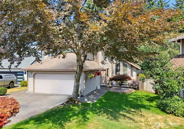 Photo 1 of Single family home for sale at 1105 SW 352nd Street, Federal Way, WA 98023 | MLS# NWM2590875 | Listing updated on 2026-10-05