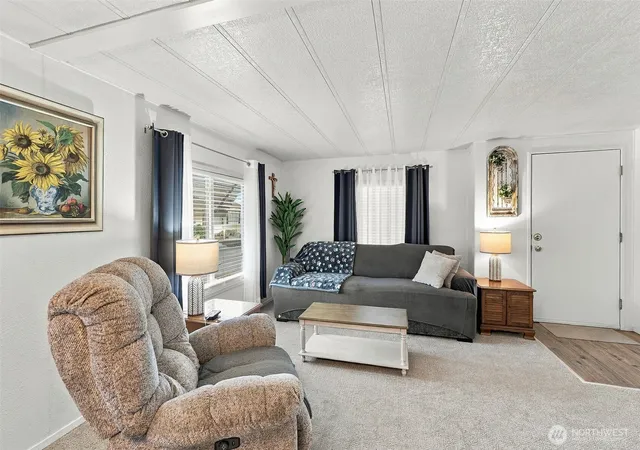 Photo 3 of Manufactured home for sale at 2500 Alder St #216, Milton, WA 98354 | MLS# NWM2590886 | Listing updated on 2026-10-08