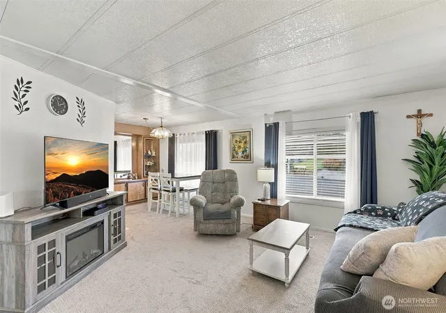 Photo 3 of Manufactured home for sale at 2500 Alder St #216, Milton, WA 98354 | MLS# NWM2590886 | Listing updated on 2026-10-08