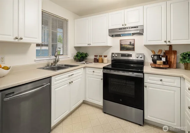 Photo 3 of Condo for sale at 23339 Cedar Way #A-204, Mountlake Terrace, WA 98043 | MLS# NWM2590893 | Listing updated on 2026-10-06
