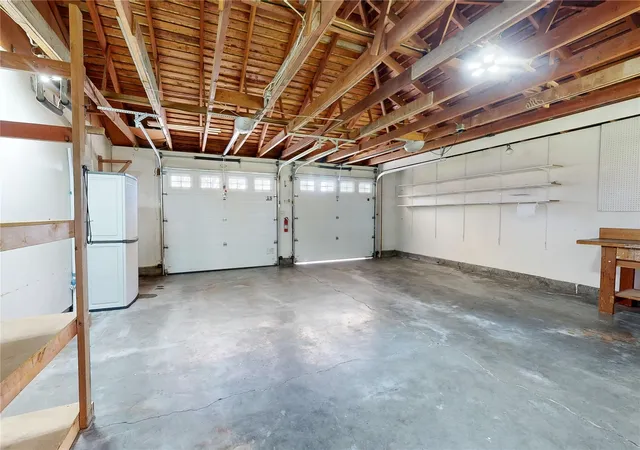 Photo 4 of Sale Pending at 825 Wauna Vista Dr, Walla Walla, WA 99362 | MLS# NWM2590894 | Listing updated on 2026-10-18