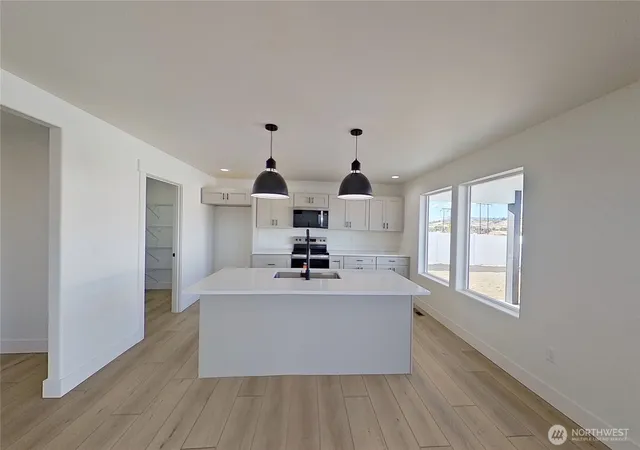Photo 3 of Single family home for sale at 165 Country Cottage Ln, Malaga, WA 98828 | MLS# NWM2590898 | Listing updated on 2026-10-08