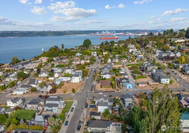 Photo 3 of Single family home for sale at 2714 N Mccarver St, Tacoma, WA 98403 | MLS# NWM2590902 | Listing updated on 2026-10-18