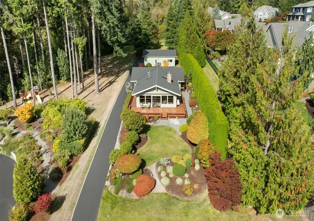 Photo 2 of Single family home for sale at 9001 Warren Dr NW, Gig Harbor, WA 98335 | MLS# NWM2590903 | Listing updated on 2026-10-09