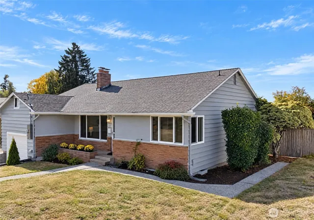 Photo 1 of Single family home for sale at 2702 N Winnifred St, Tacoma, WA 98407 | MLS# NWM2590908 | Listing updated on 2026-10-13