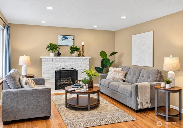 Photo 4 of Single family home for sale at 2702 N Winnifred St, Tacoma, WA 98407 | MLS# NWM2590908 | Listing updated on 2026-10-13