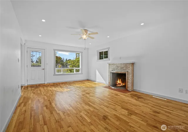 Photo 4 of Single family home for sale at 9015 Forest Ave SW, Lakewood, WA 98498 | MLS# NWM2590914 | Listing updated on 2026-10-08