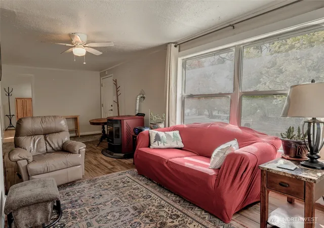 Photo 3 of Single family home for sale at 26 W Cherry Ave, Omak, WA 98841 | MLS# NWM2590915 | Listing updated on 2026-10-07