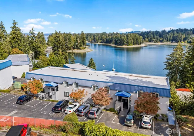 Photo 1 of Condo for sale at 924 Shorewood Dr #E-49, Bremerton, WA 98312 | MLS# NWM2590936 | Listing updated on 2026-10-06